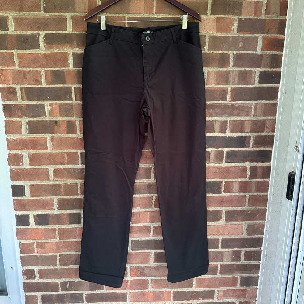 Lee Mid Rise Relaxed Fit Straight Leg Black Pants Women’s US 14 Regular